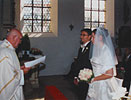 Wir am Altar